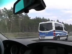 Заниматься сексом с блондинкой за деньги в автомобиле 